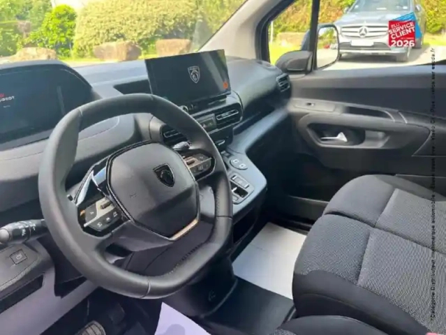 Peugeot Partner m diesel 130ch automatique pro skill — photo 15