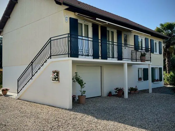 Maison familiale 7 pièces de 137 mètres carrés