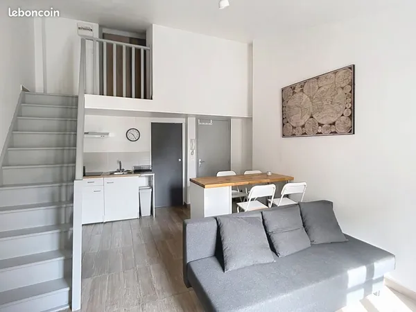 Béziers Centre - T2 duplex meublé 28 m²