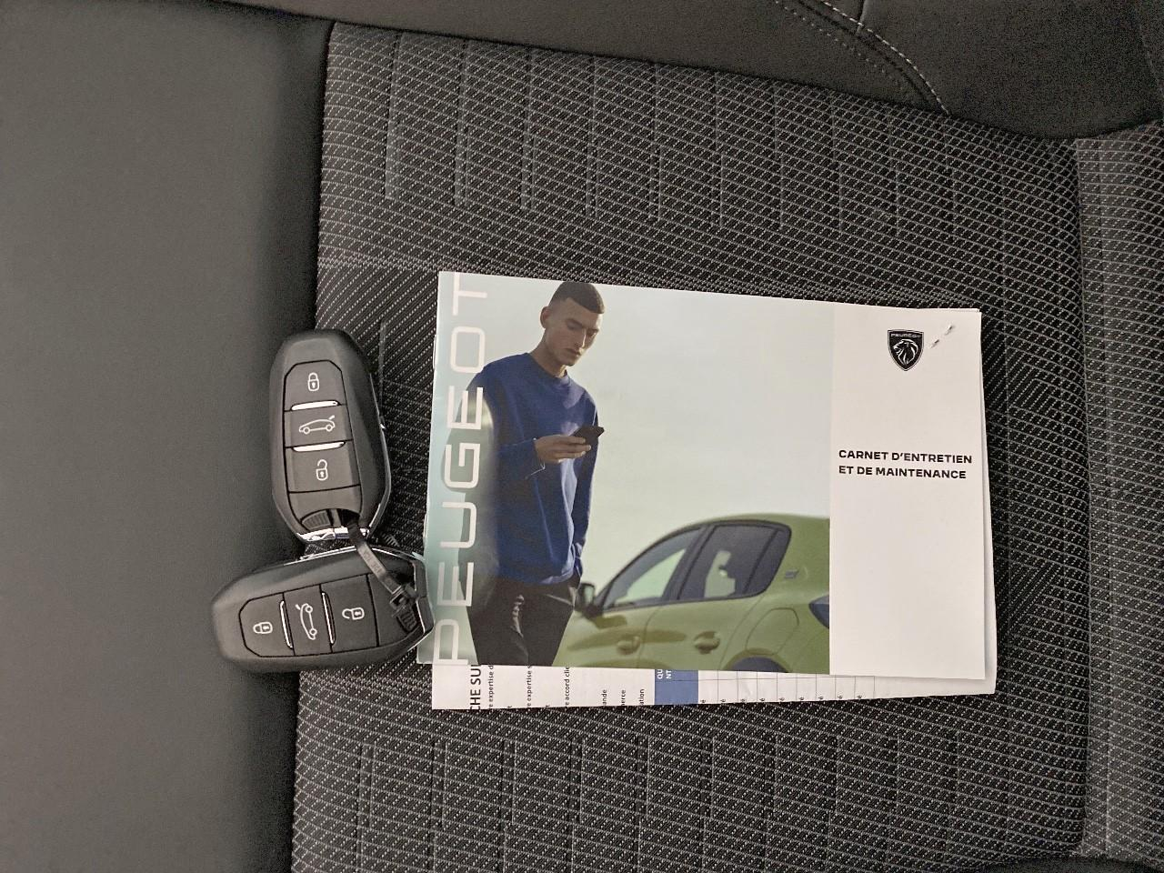 Peugeot 5008 1.2 hybrid 145 e-dcs6 gt — photo 13