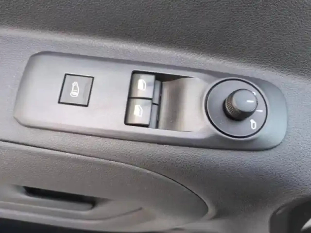 Peugeot Partner m 650kg bluehdi 100ch s&amp;s — photo 15