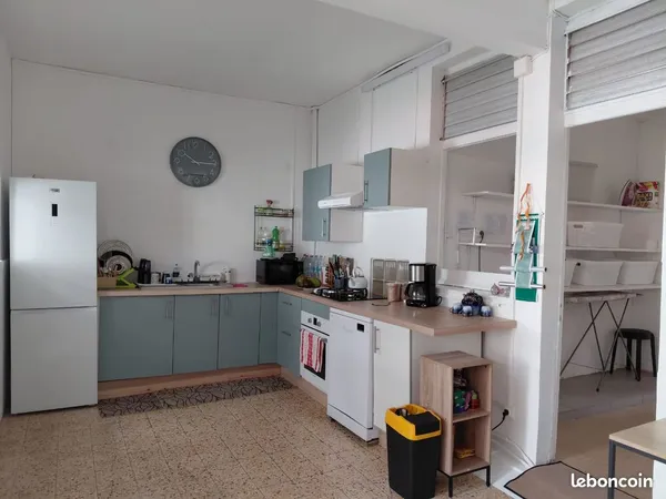 Charmant T3 meublé rénové - Coeur de Grand-Bourg - 850 euros hors charges