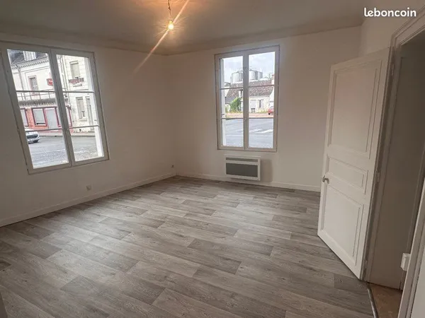 À louer - T2 de 54 m² entièrement rénové - Rez-de-chaussée - Accès PMR