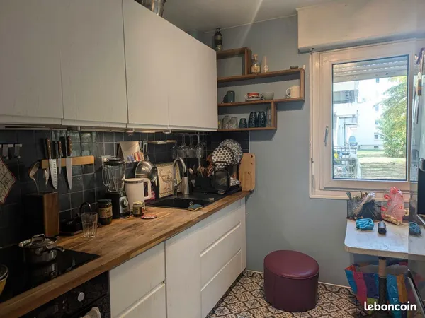 Chambre en collocation à 2 dans 56m² - Proche métro 7