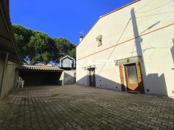Spacieuse maison de village - extérieur piscinable