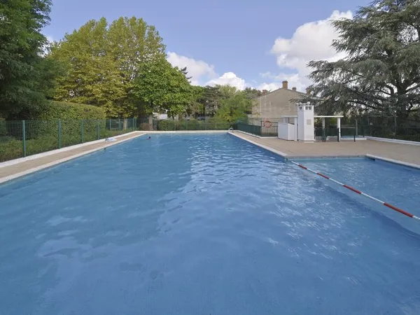 Appartement de 4 pièces dans résidence avec piscine et tennis