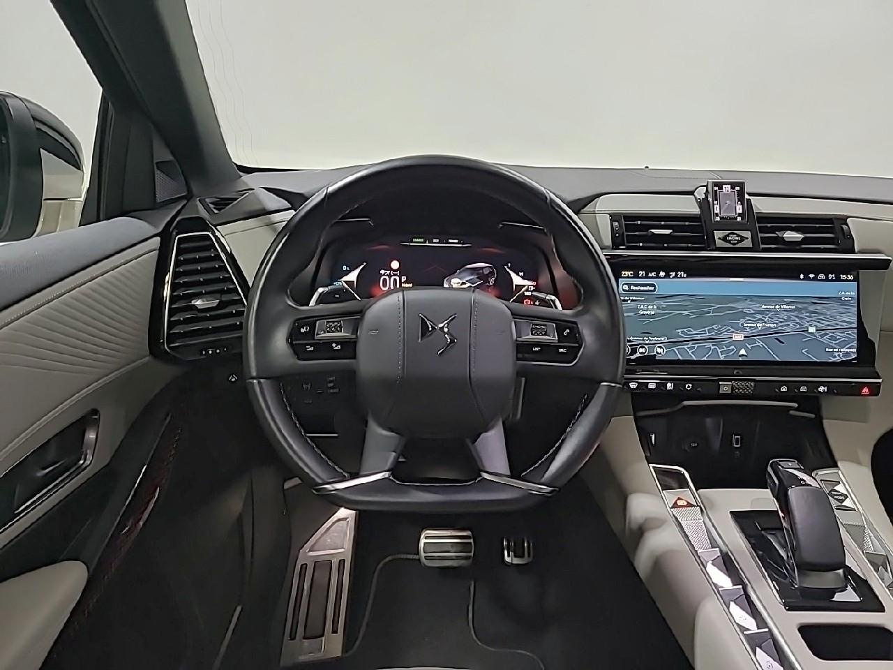 Ds Ds 7 crossback hybride rechargeable e-tense 225 eat8 opera — photo 17