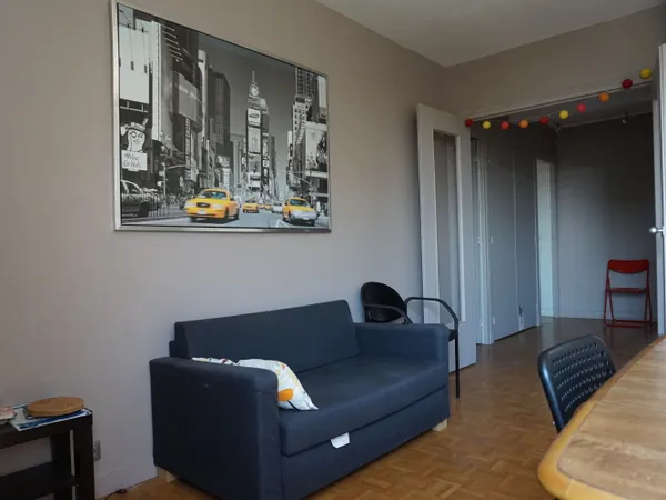 Loue chambre en colocation dans appartement