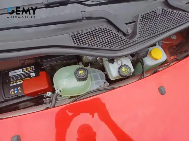 Renault Twingo iii achat intégral - 21 — photo 27