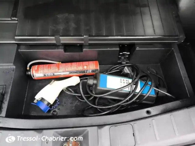 Mitsubishi Outlander 2.0i 200 phev hybride rechargeable essence instyle — photo 27