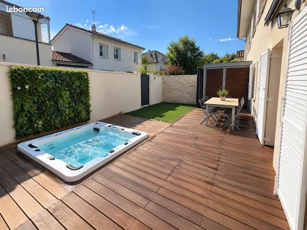 T3 de plain-pied, exposé plein sud, avec jardin et spa privatif