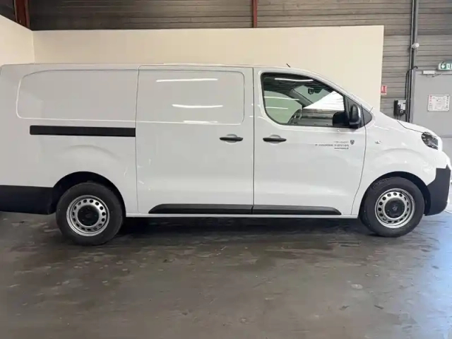 Peugeot Expert fgn xl diesel 120 ch manuelle — photo 17