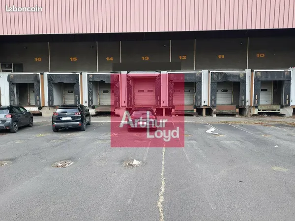 ENTREPOT - LOGISTIQUE 2360 m² COURNON D'AUVERGNE