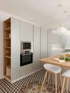 T4 EST OUEST EN ETAGE 12M2 DE TERRASSES PARKING