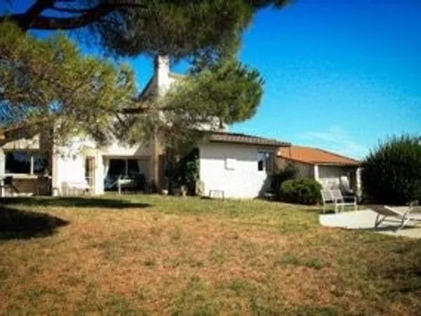 Maison de luxe 7 pièces 155 m²