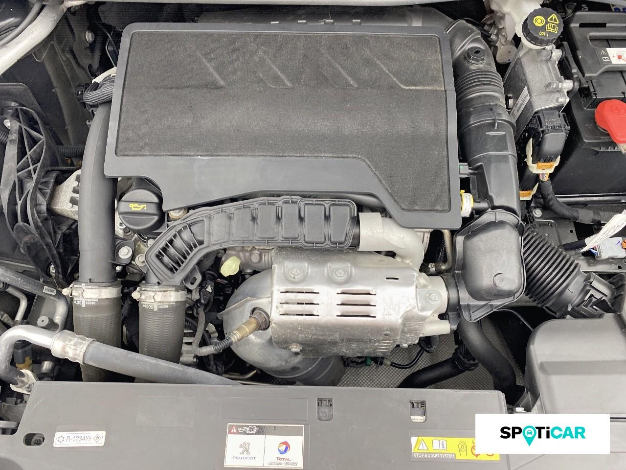 Peugeot 308 1.2 puretech 130ch s&s allure pack — photo 20
