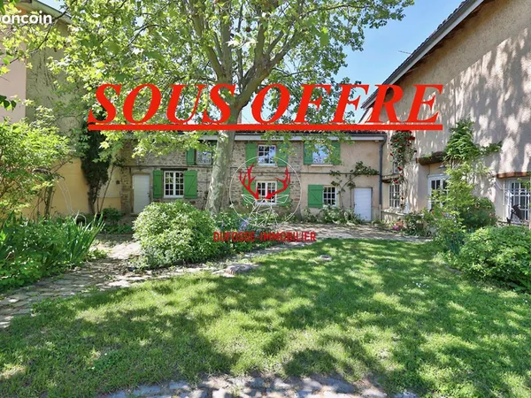 Propriété 8 pièces 260 m²