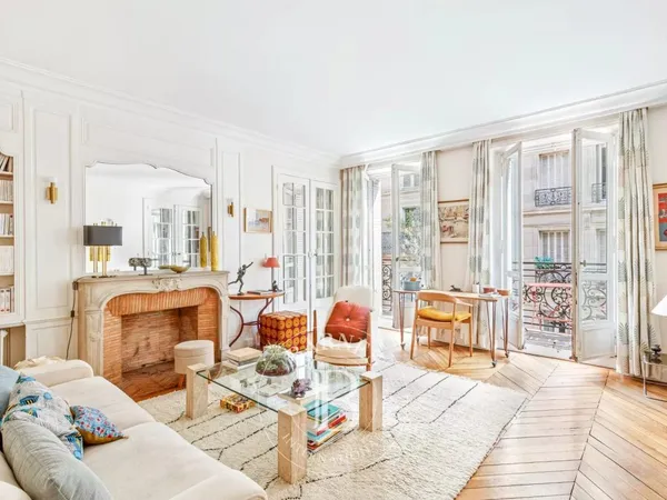 Vends t4 - 107.33 m² - Paris 9Ème