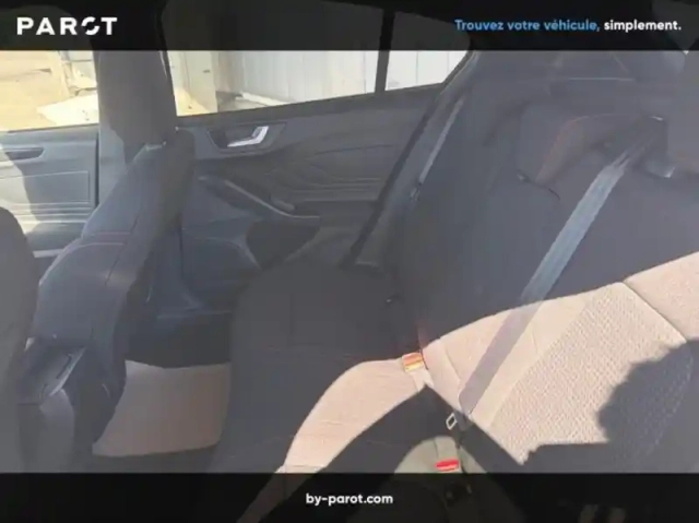 Ford Focus 1.0 flexifuel mhev 125ch st-line x — photo 9