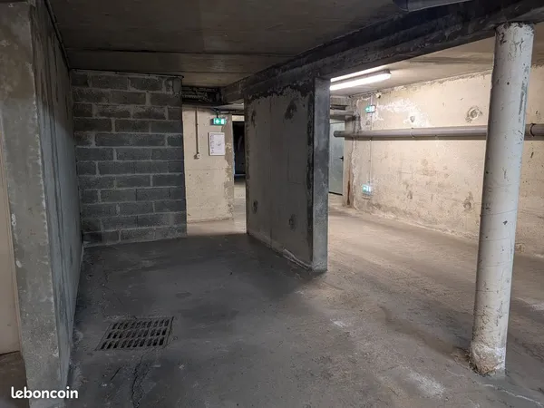 Place Parking Sous-Sol & Sécurisé - Quartier Bonnefoy