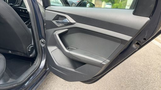 Audi A1 Sportback 25 TFSI 95 - . – 2019 – 122572 km – Essence – Boîte Manuelle — photo 26