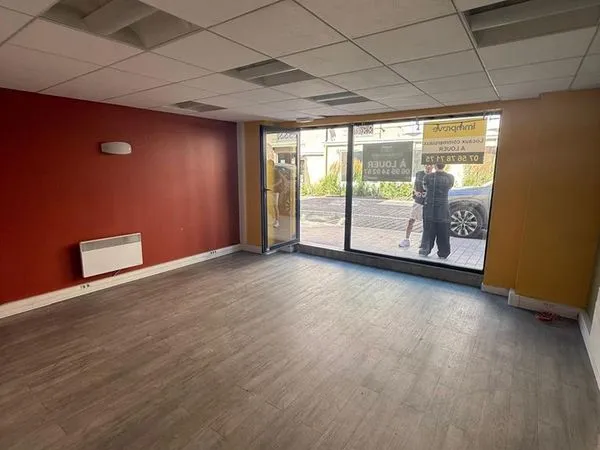 Local commercial 95 m² ANTONY