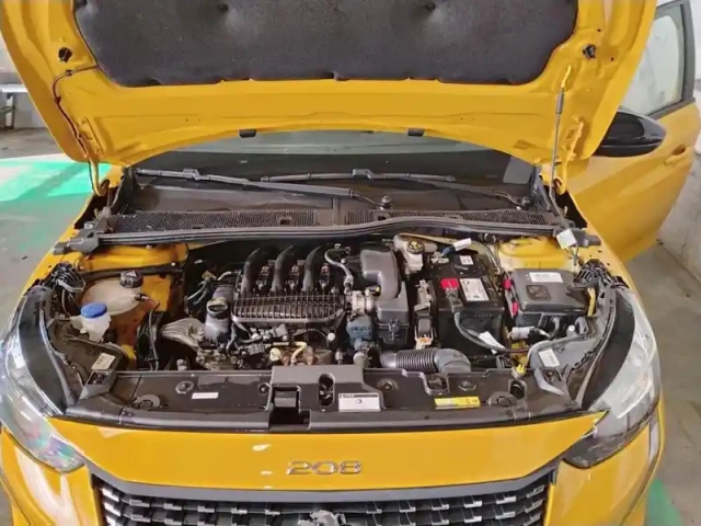 Peugeot 208 puretech 75 s&amp;s bvm5 active — photo 7