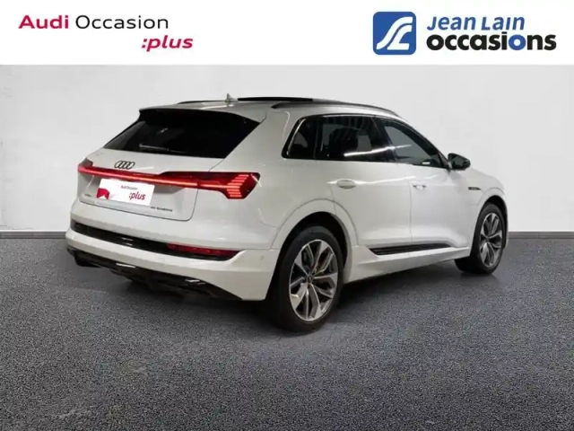 Audi E-Tron 55 quattro 408 ch — photo 5