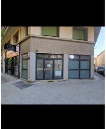 Commerce Vente Grenoble 2p 56m² 120000€