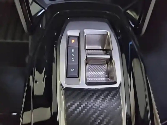 Peugeot 208 hybrid 110 e-dcs6 — photo 33