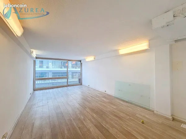 Bureaux 30 m² NICE
