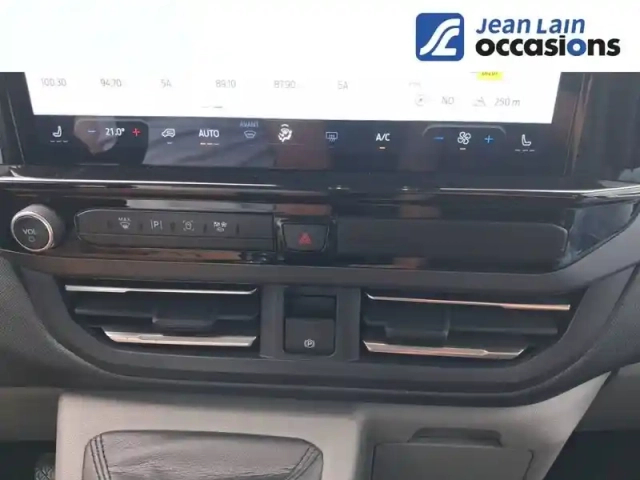Ford Tourneo custom 320 l2h1 2.0 ecoblue 150 ch — photo 14