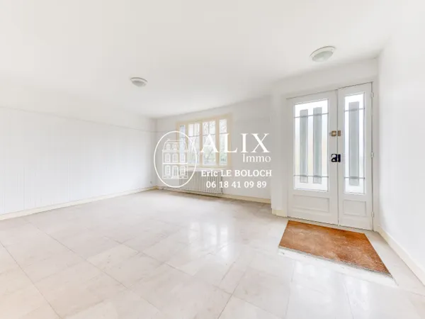 Locaux professionnels pouvant etre un bel appartement
