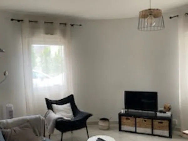 Appartement 3 pièces de 54m2 - route de Gencay