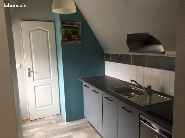 Studio meublé à louer