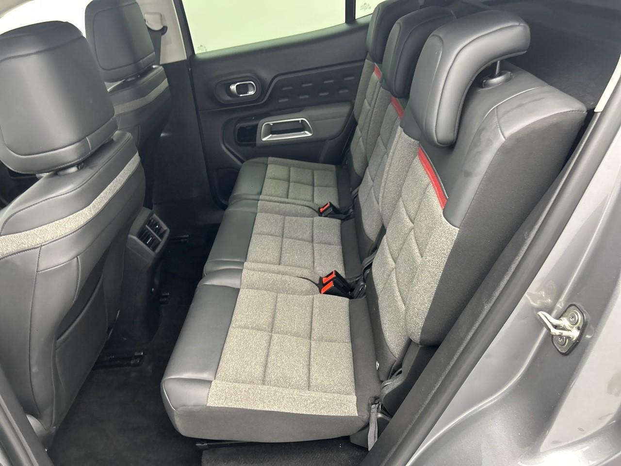 Peugeot 3008 hybrid 225 e-eat8 allure — photo 13