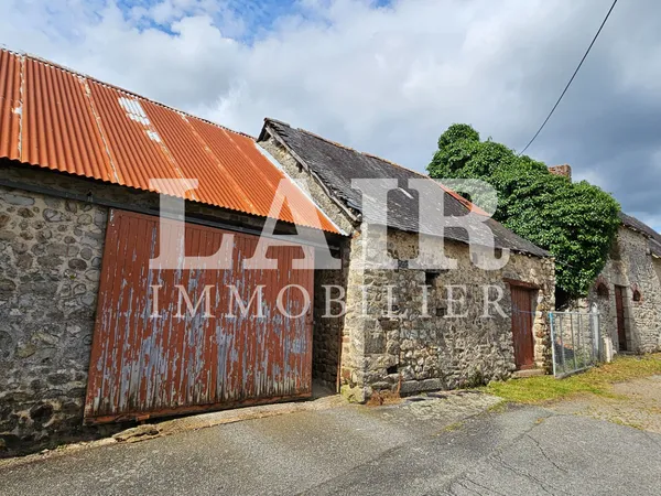 Maisons en pierre à rénover Crennes sur Fraubées - P15750