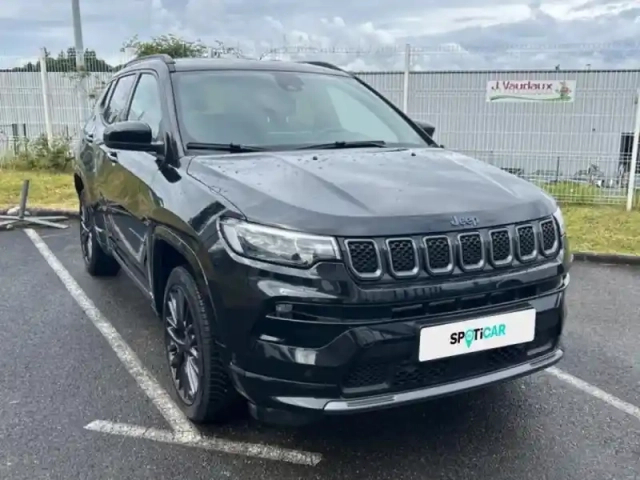Jeep Compass 1.3 turbo t4 240ch phev 4xe s at6 eawd — photo 3