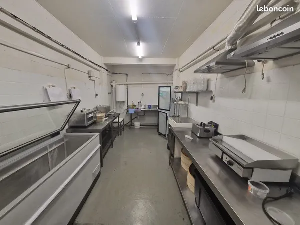 Dark kitchen cuisine