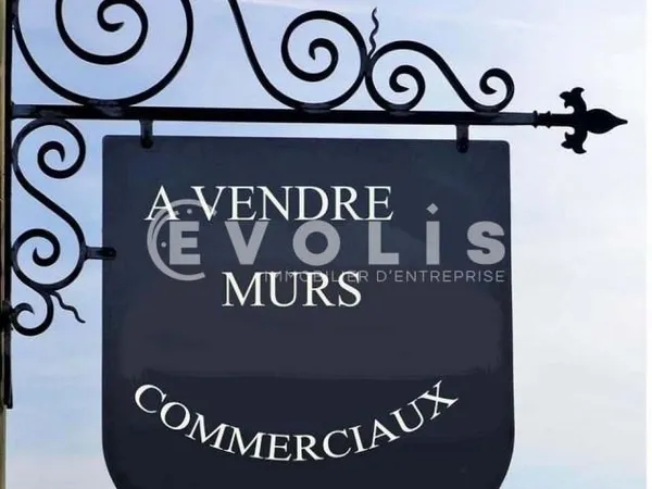 Local commercial 310 m²