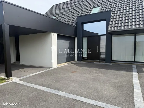 Villa 7 pièces 160 m²