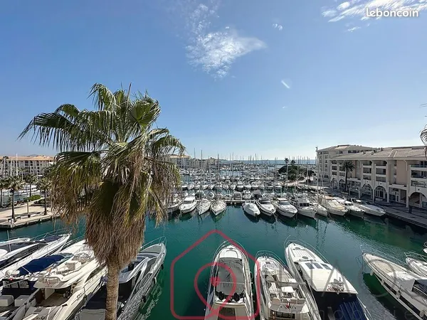 Appartement 8 pièces 141 m²