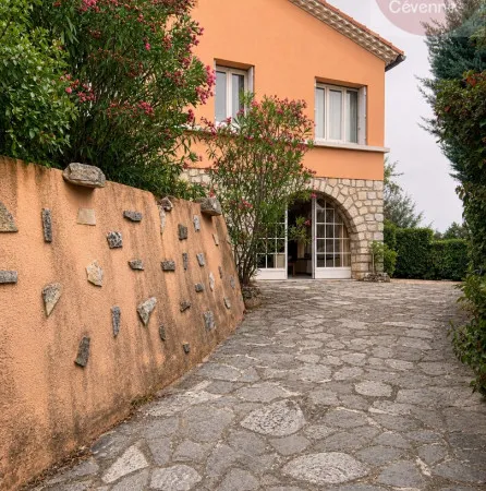 Maison 5 pièces 142 m²