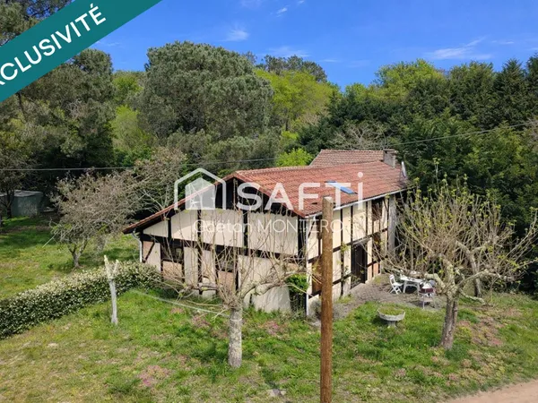 À vendre - Maison à Sainte-Eulalie-en-Born : un véritable havre de paix en pleine nature
