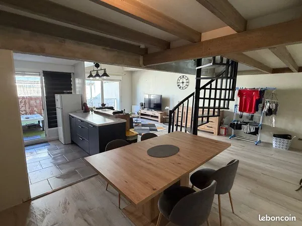 EXCLUSIVITÉ - Superbe Duplex Esprit Loft Meublé 93 m² - Terrasse & Parking Privatif Souterrain