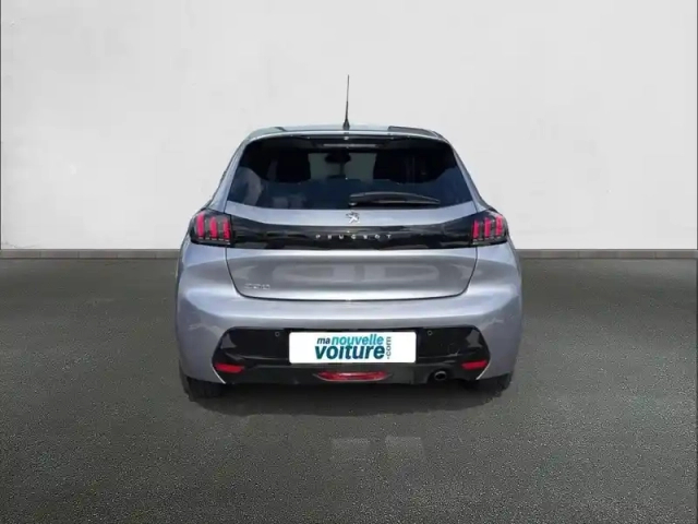 Peugeot 208 puretech 100 s&amp;s eat8 — photo 5