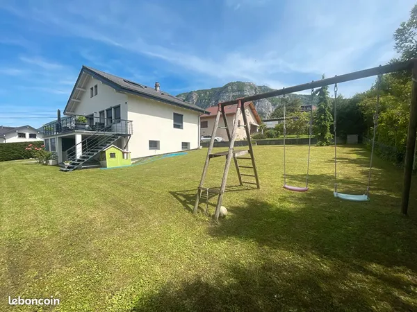 Maison 6 pièces 153 m²
