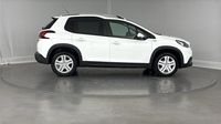 Peugeot 2008 1.2 PureTech 110ch E6.c Allure S&S EAT6 — photo 4