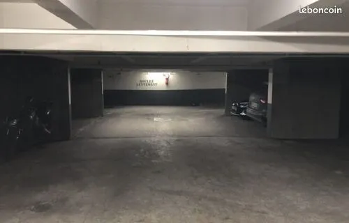 Stationnement Location Asnières-sur-Seine   85€