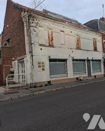 Local professionnel 148 m²